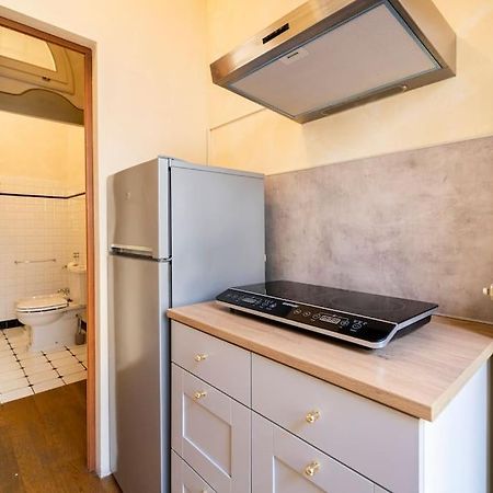 Appartamento Elegante E Centrale La Foglia D'Oro Bolonha Exterior foto
