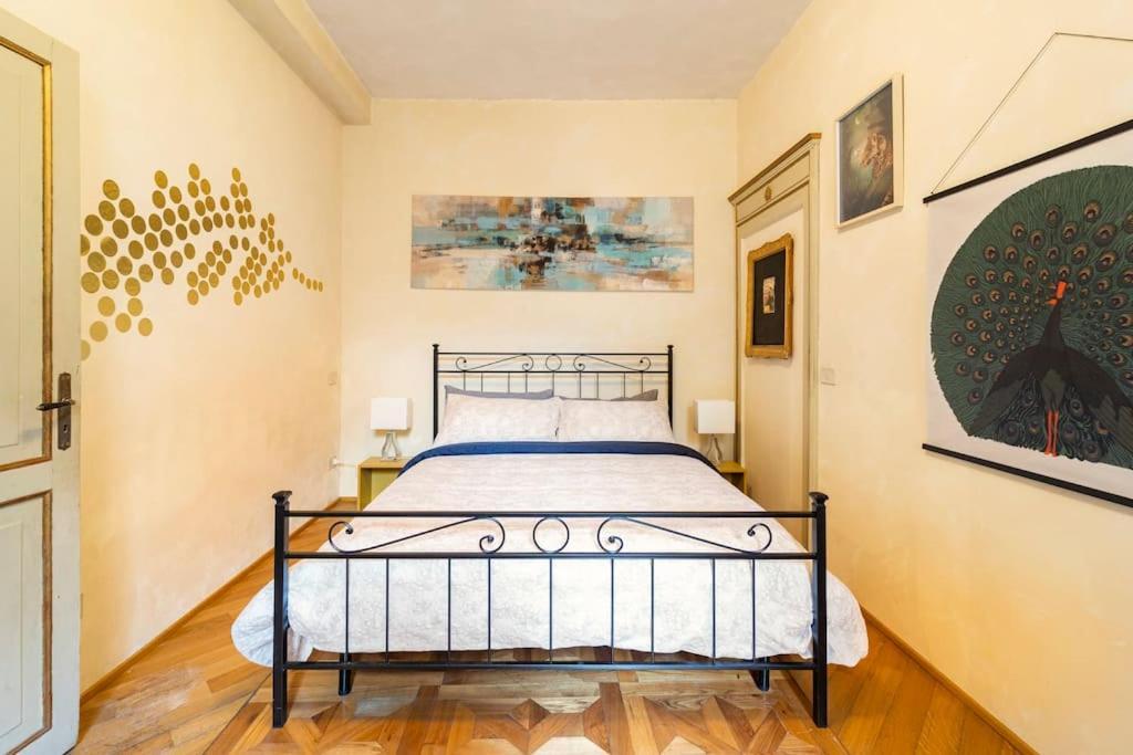 Appartamento Elegante E Centrale La Foglia D'Oro Bolonha Exterior foto